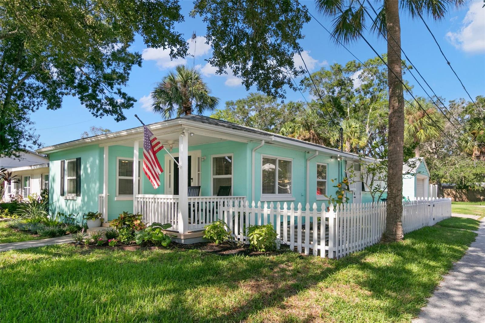 302 BANANA ST, TARPON SPRINGS, FL, 34689