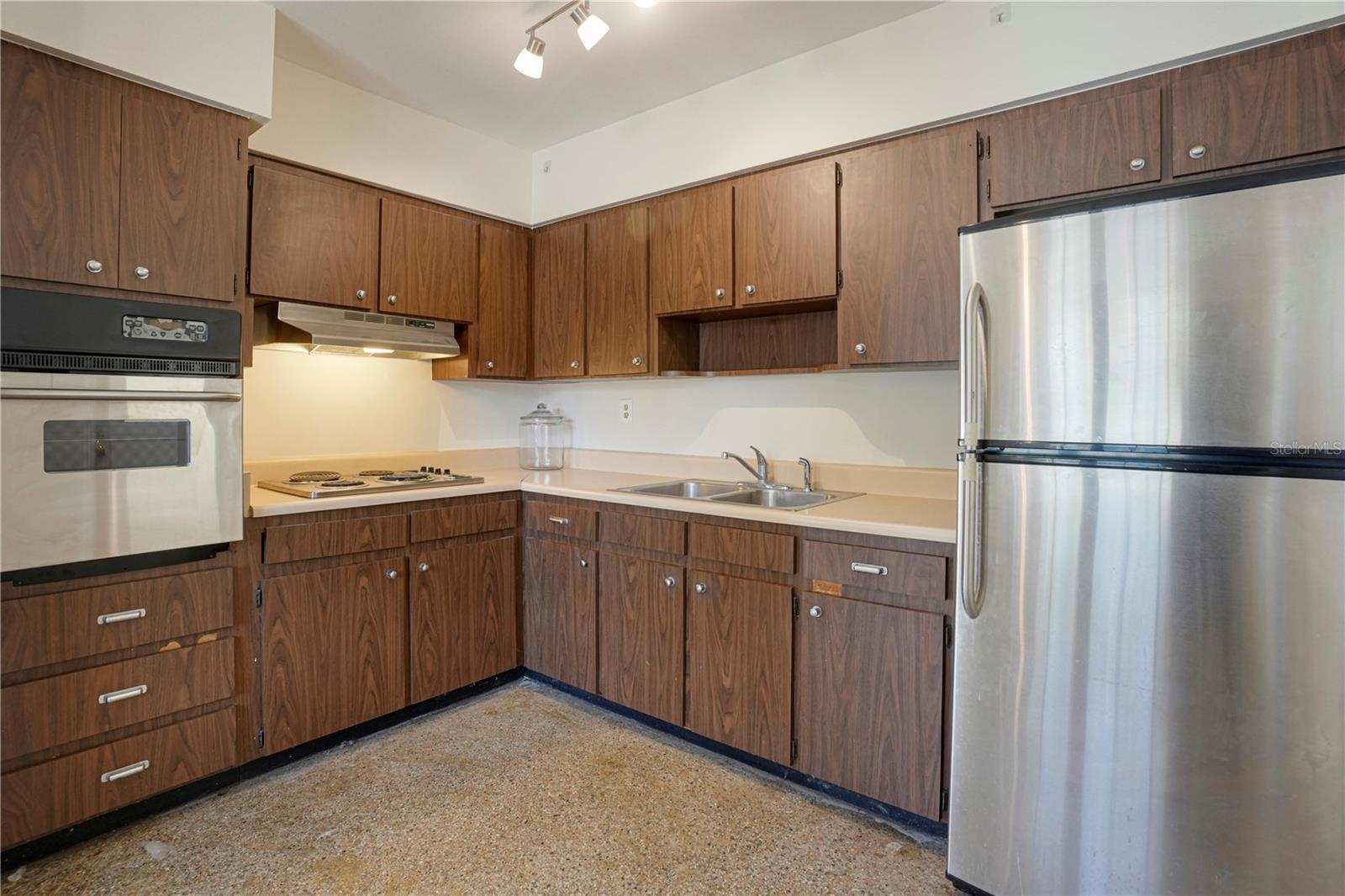 124 E 119TH AVE, TAMPA, FL, 33612