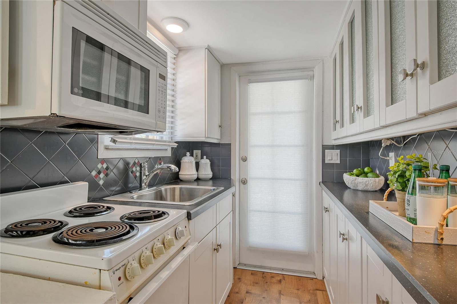 433 N OSPREY AVE, SARASOTA, FL, 34236