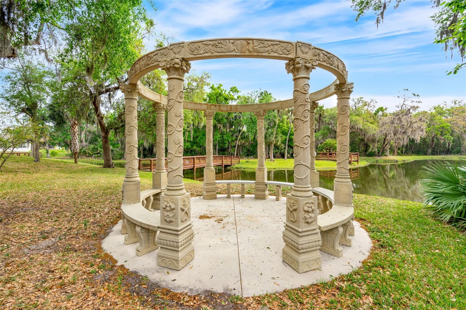 305 BREAKAWAY TRL, TITUSVILLE, FL, 32780