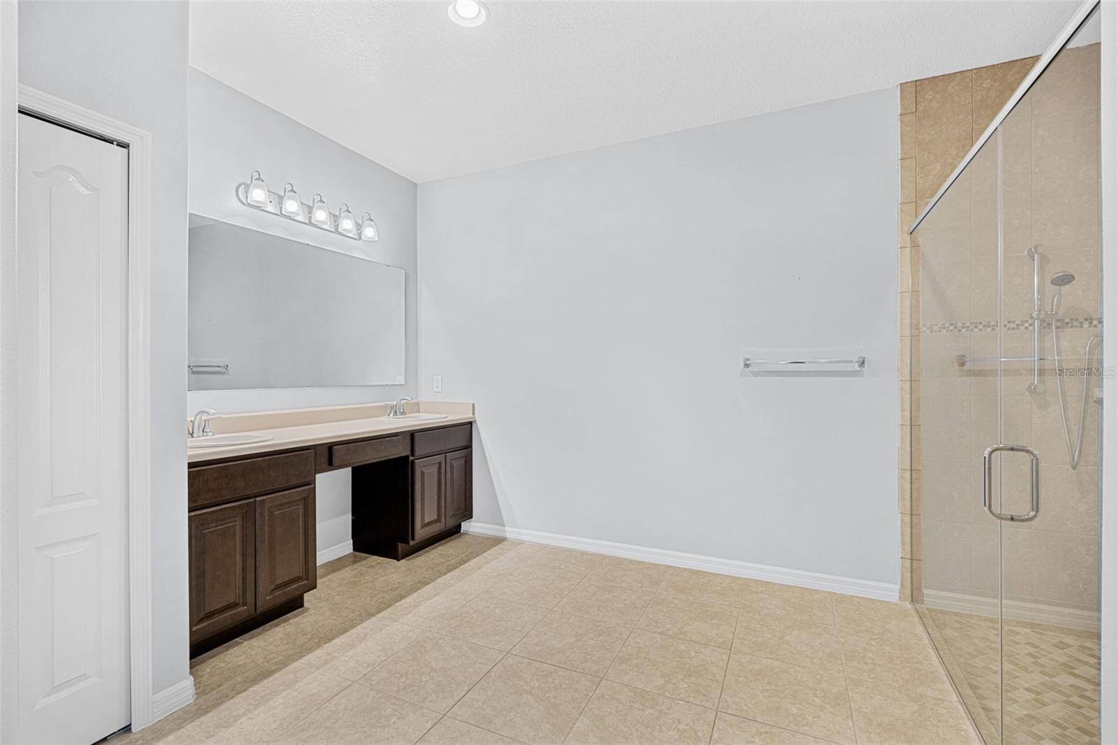 305 BREAKAWAY TRL, TITUSVILLE, FL, 32780