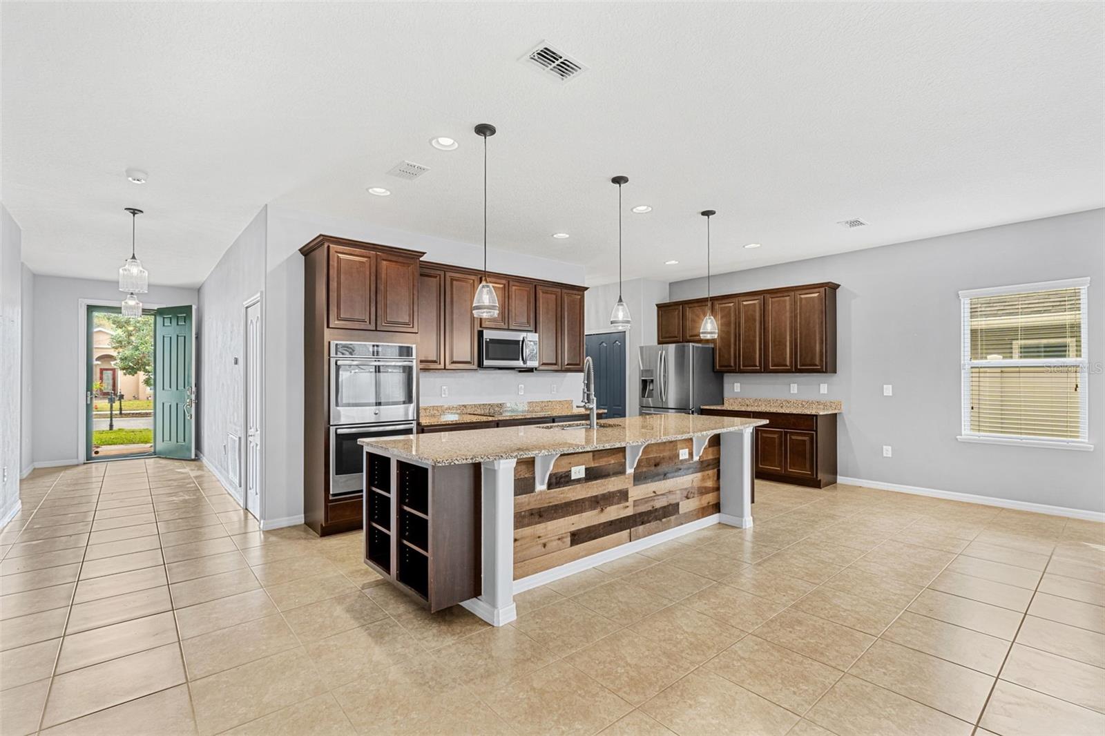 305 BREAKAWAY TRL, TITUSVILLE, FL, 32780