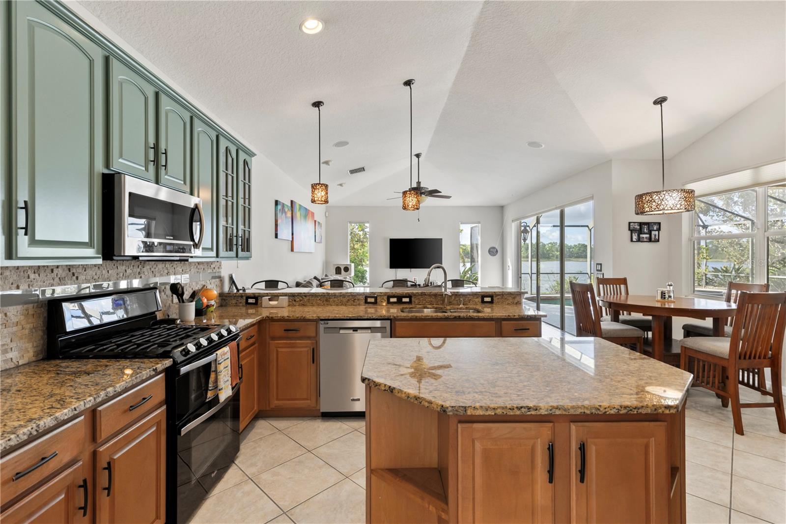12420 ASTER AVE, BRADENTON, FL, 34212