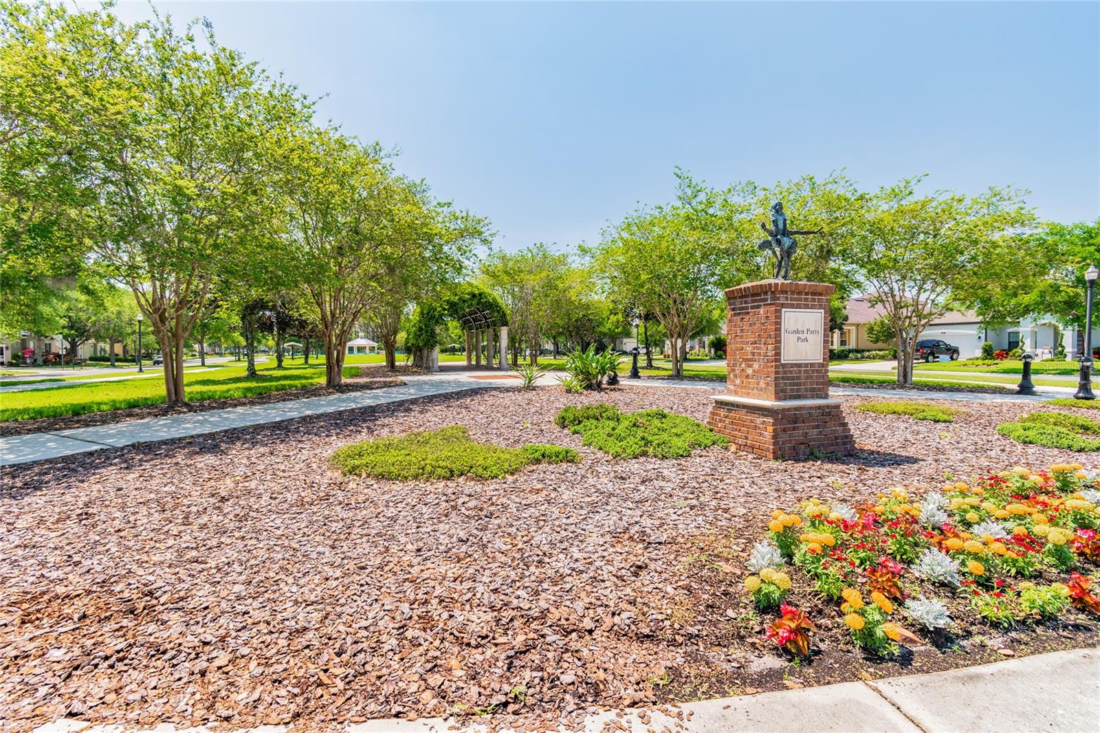 8837 GARDEN PARTY DR, LAND O LAKES, FL, 34637