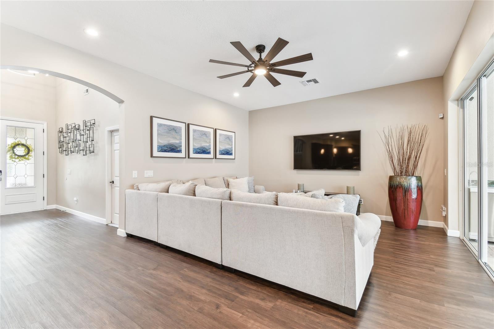 8837 GARDEN PARTY DR, LAND O LAKES, FL, 34637