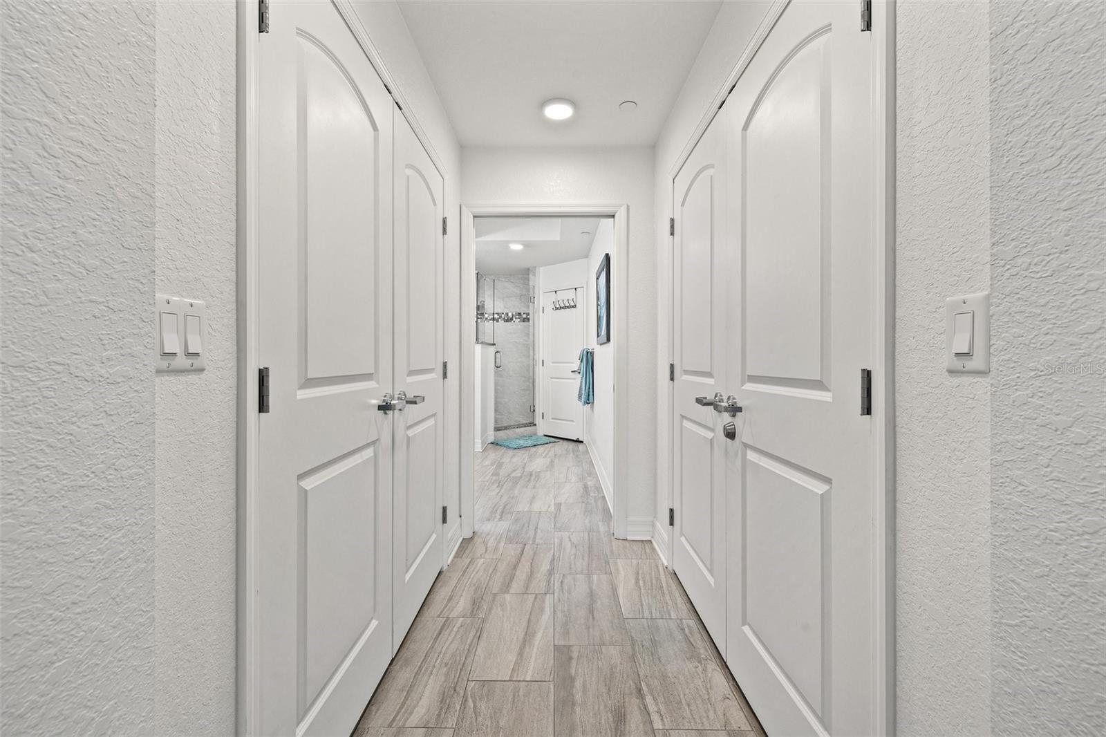 706 BAYWAY BLVD #301, CLEARWATER BEACH, FL, 33767