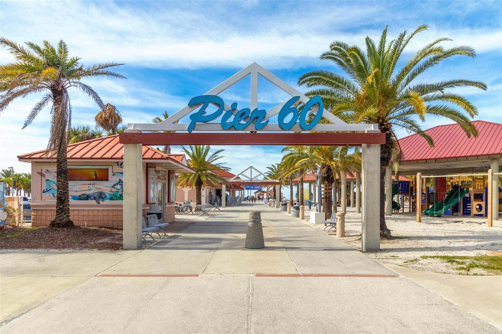 706 BAYWAY BLVD #301, CLEARWATER BEACH, FL, 33767