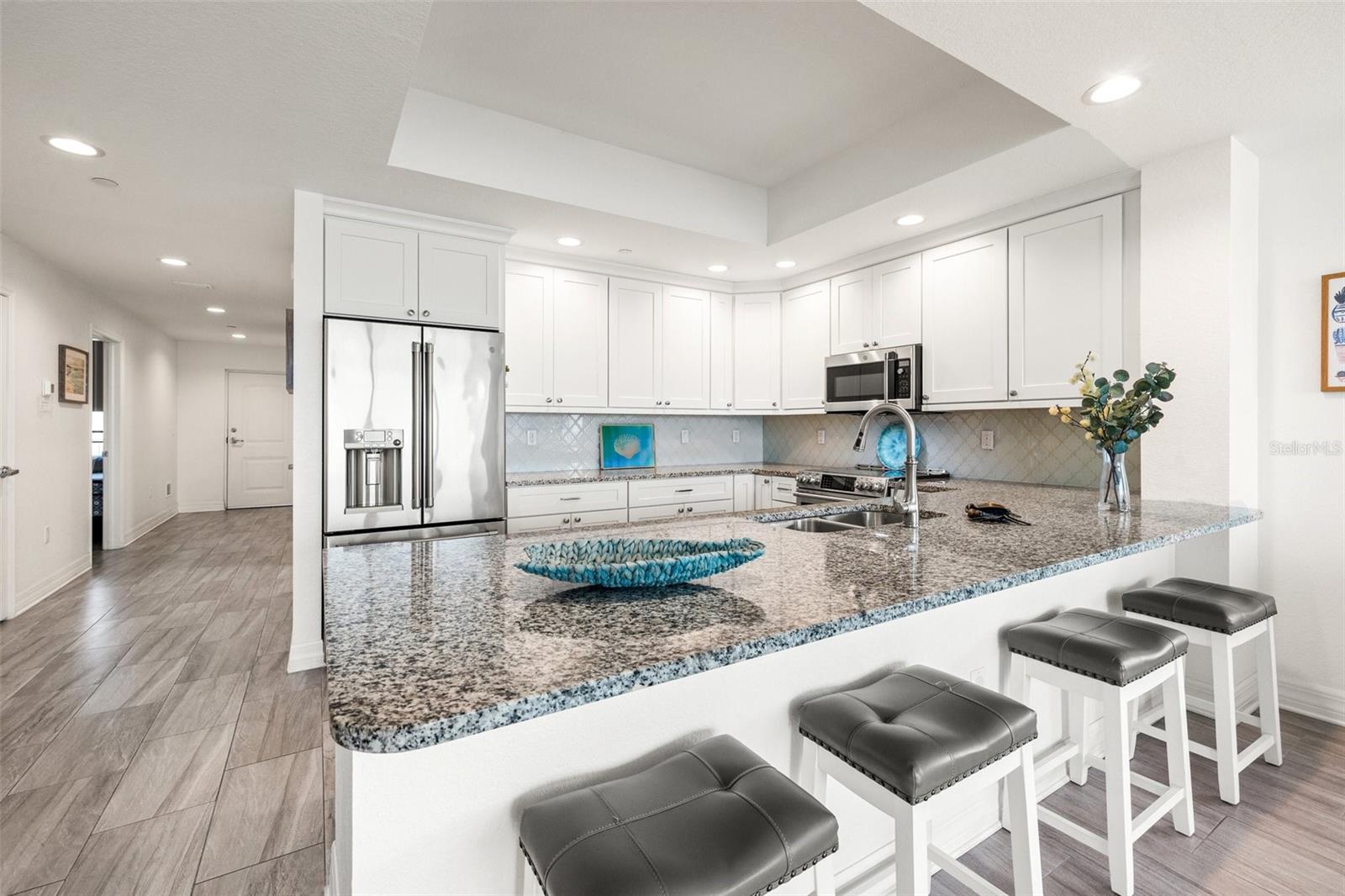 706 BAYWAY BLVD #301, CLEARWATER BEACH, FL, 33767