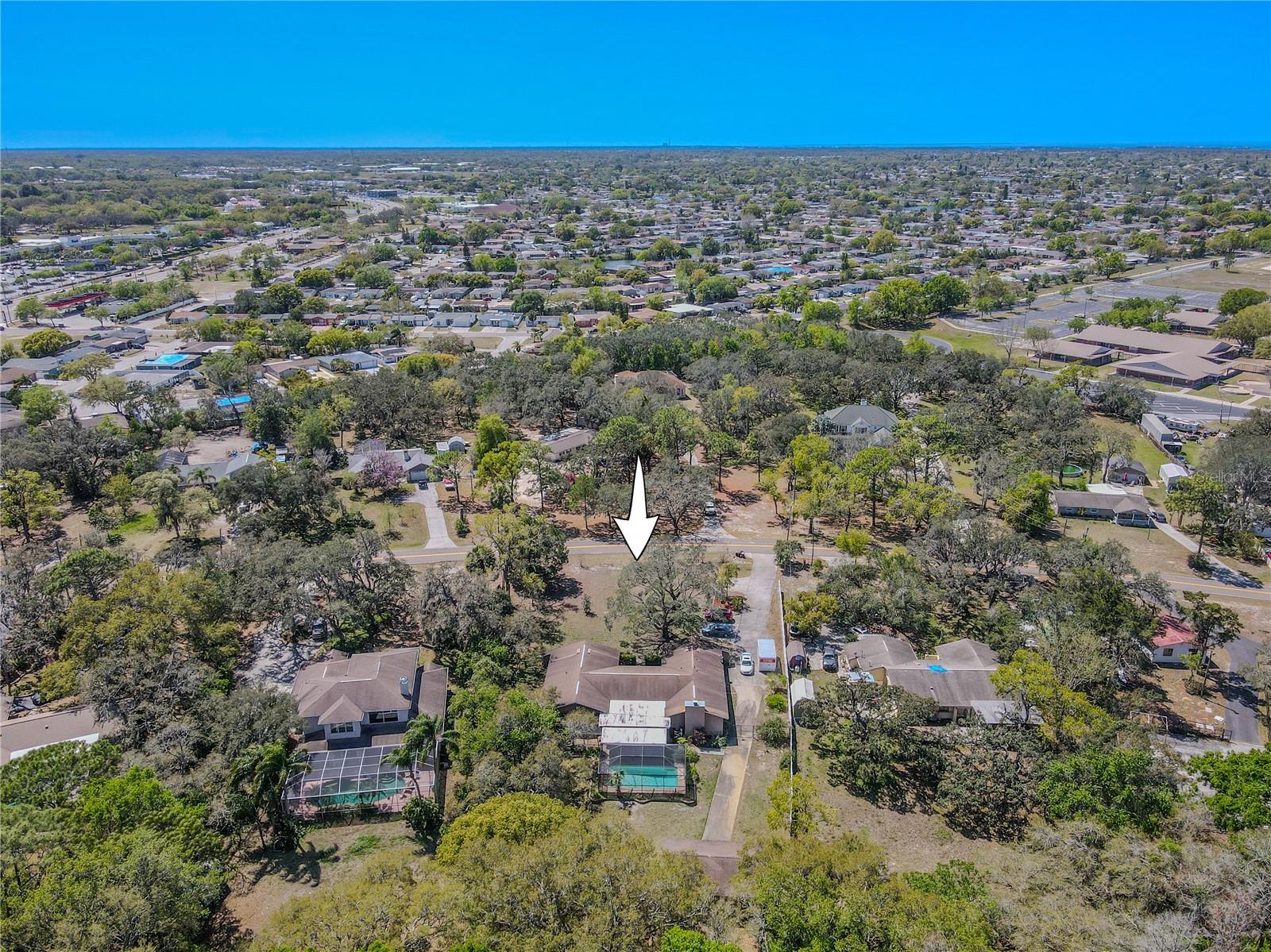 10100 GROVE DR, PORT RICHEY, FL, 34668