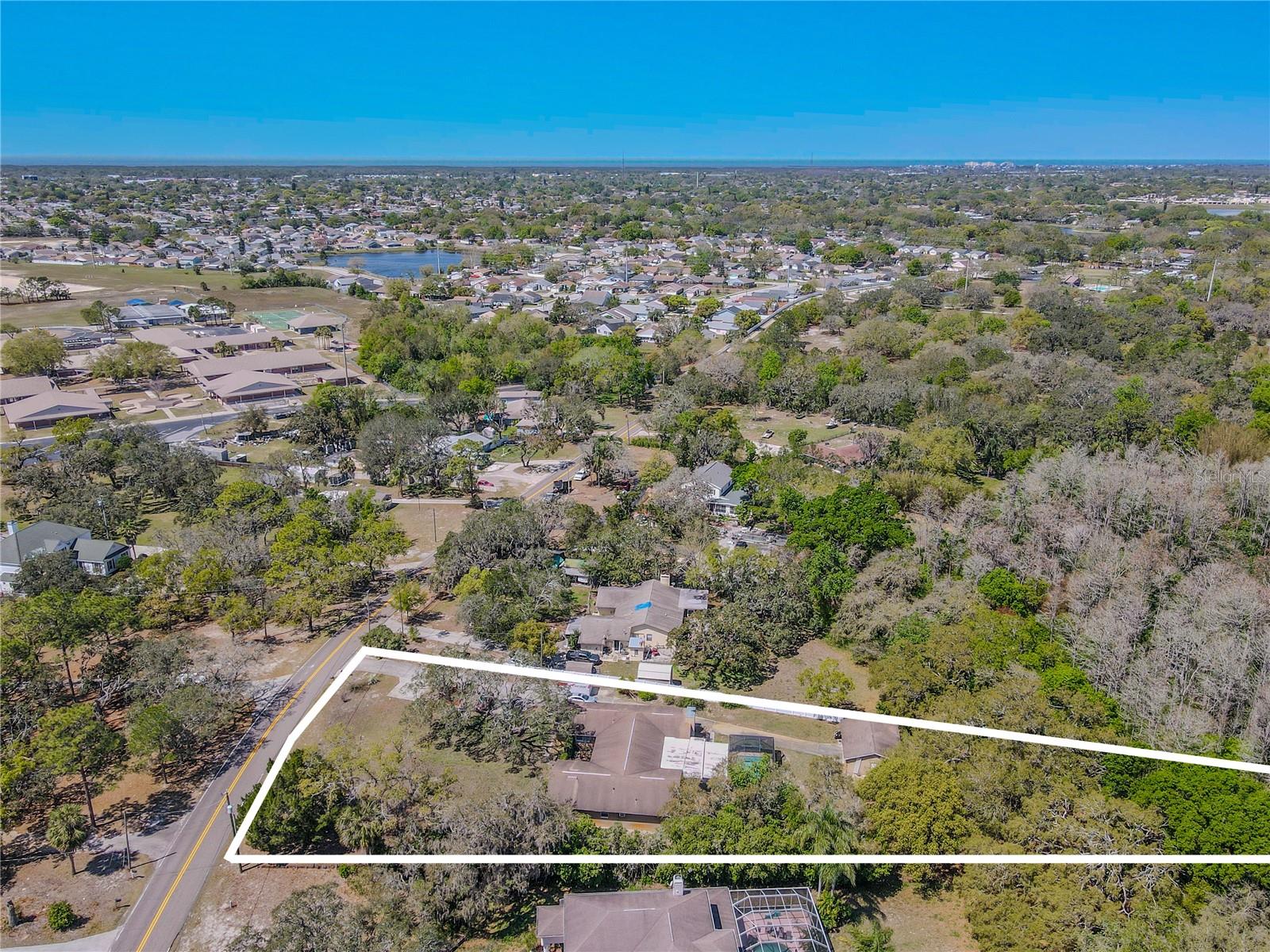 10100 GROVE DR, PORT RICHEY, FL, 34668