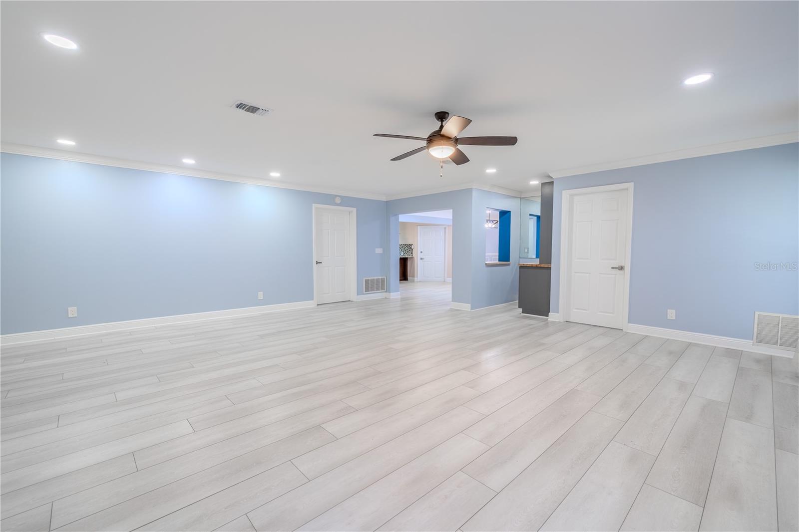 2121 PARK ST N, ST PETERSBURG, FL, 33710