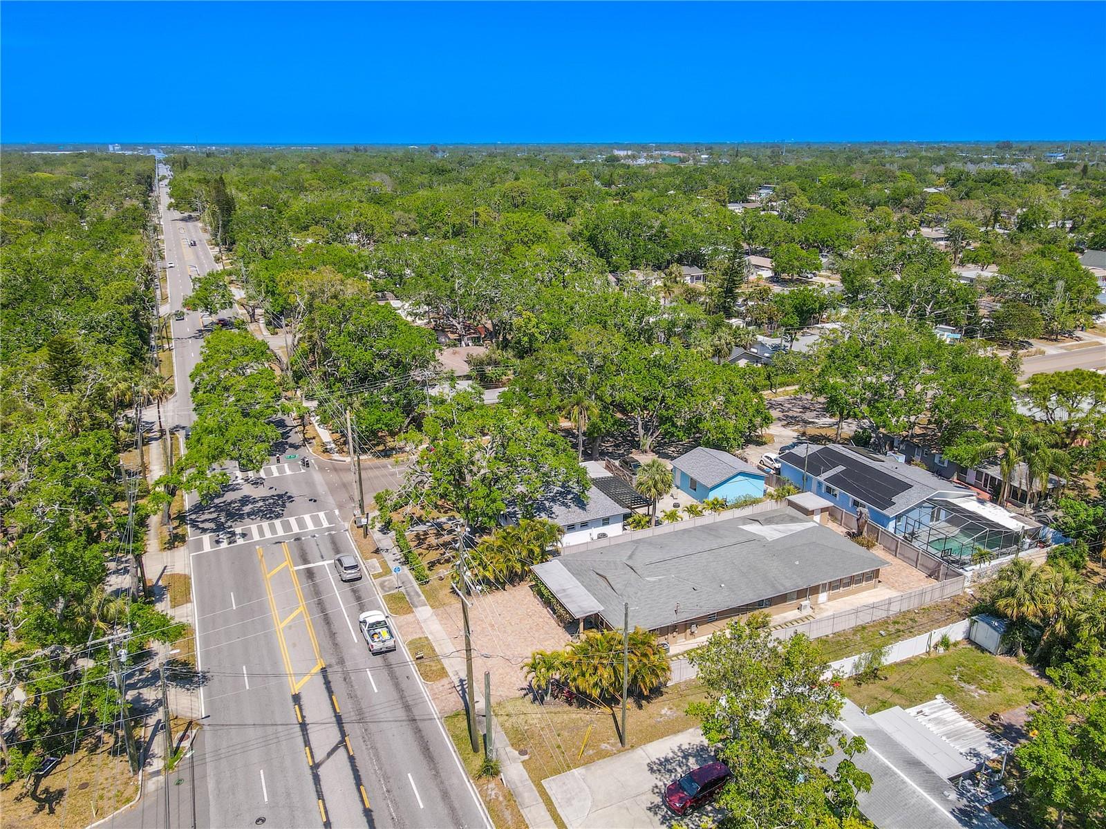 2121 PARK ST N, ST PETERSBURG, FL, 33710