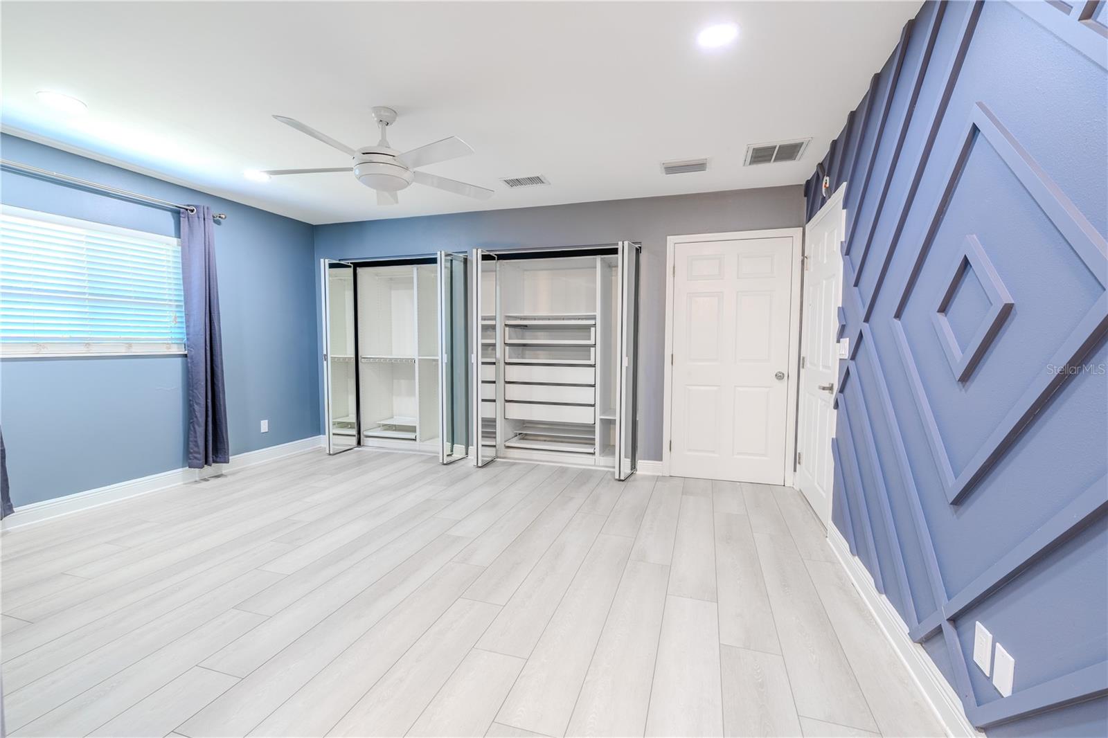 2121 PARK ST N, ST PETERSBURG, FL, 33710