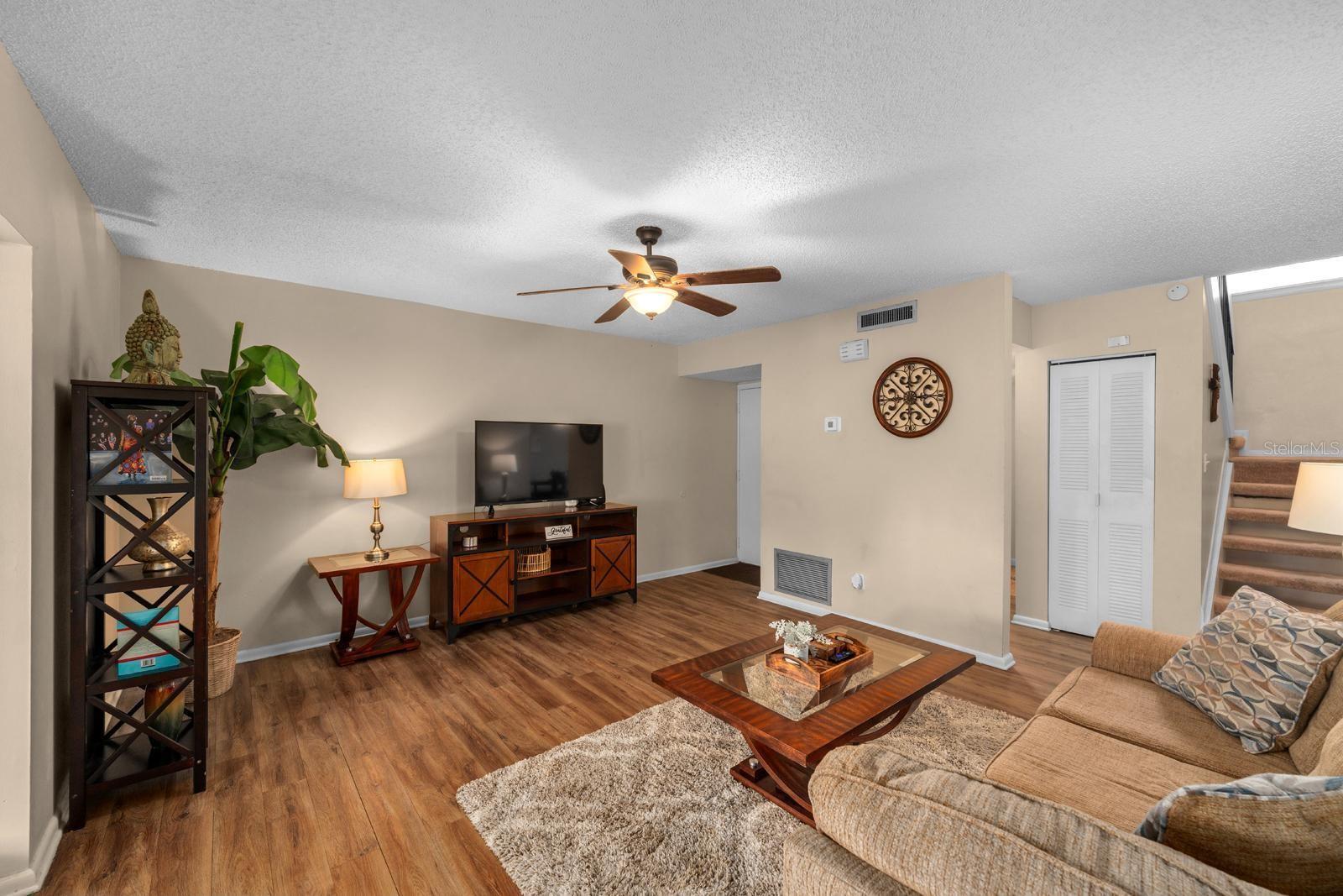 10519 WEEPING WILLOW PL, TAMPA, FL, 33624