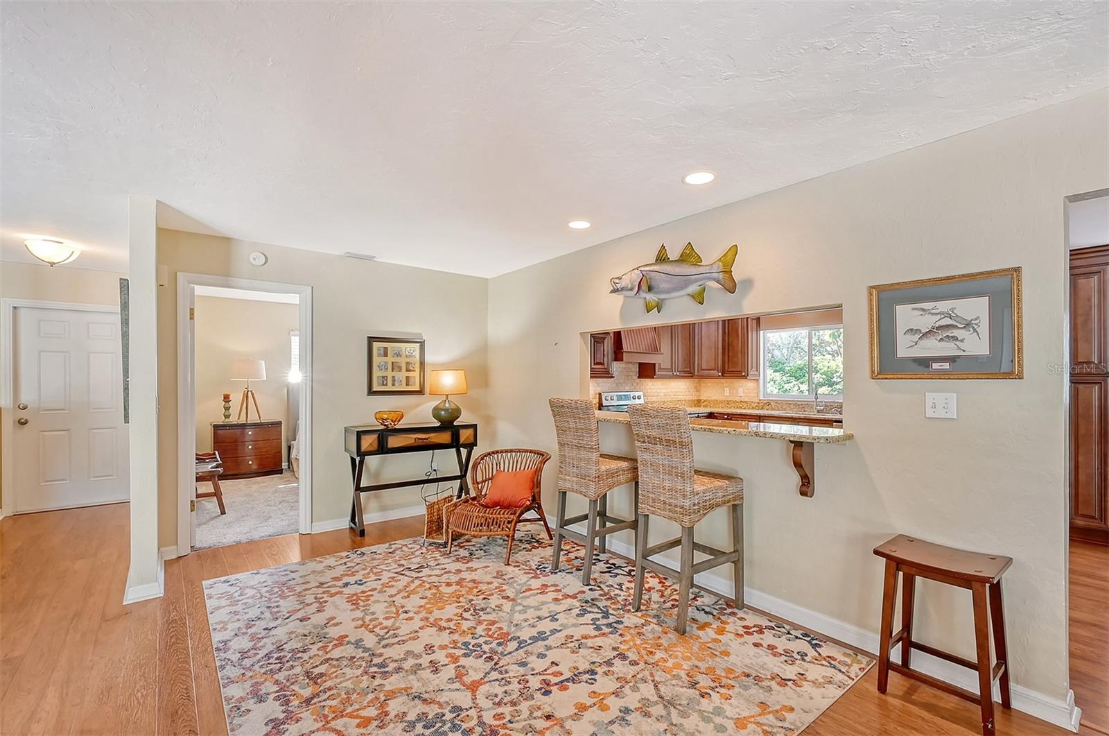 1833 SANDALWOOD DR, SARASOTA, FL, 34231