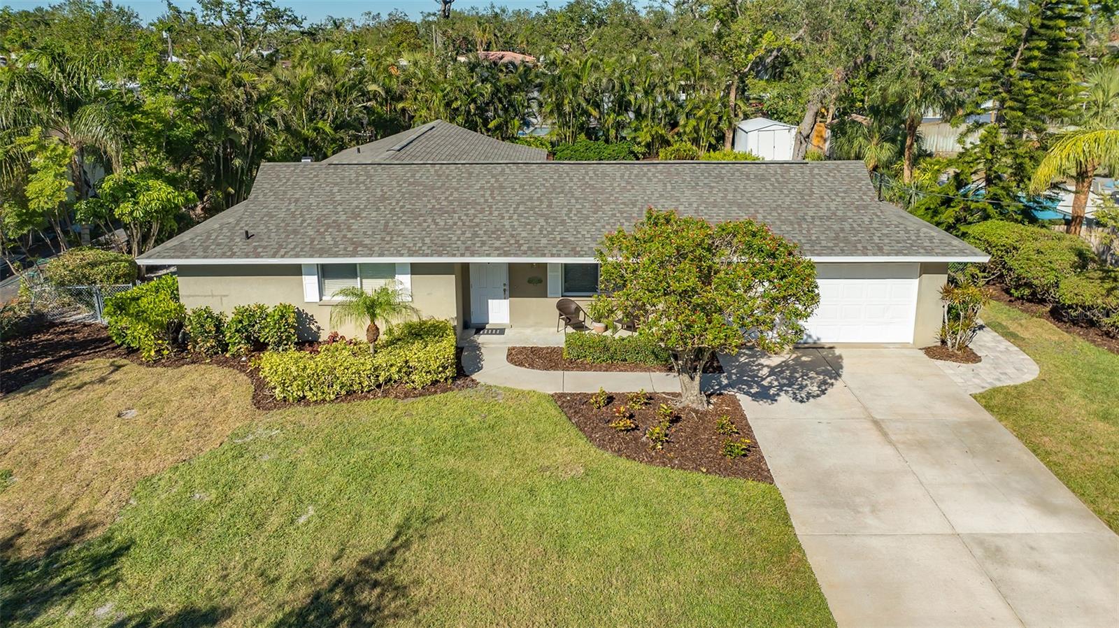 1833 SANDALWOOD DR, SARASOTA, FL, 34231