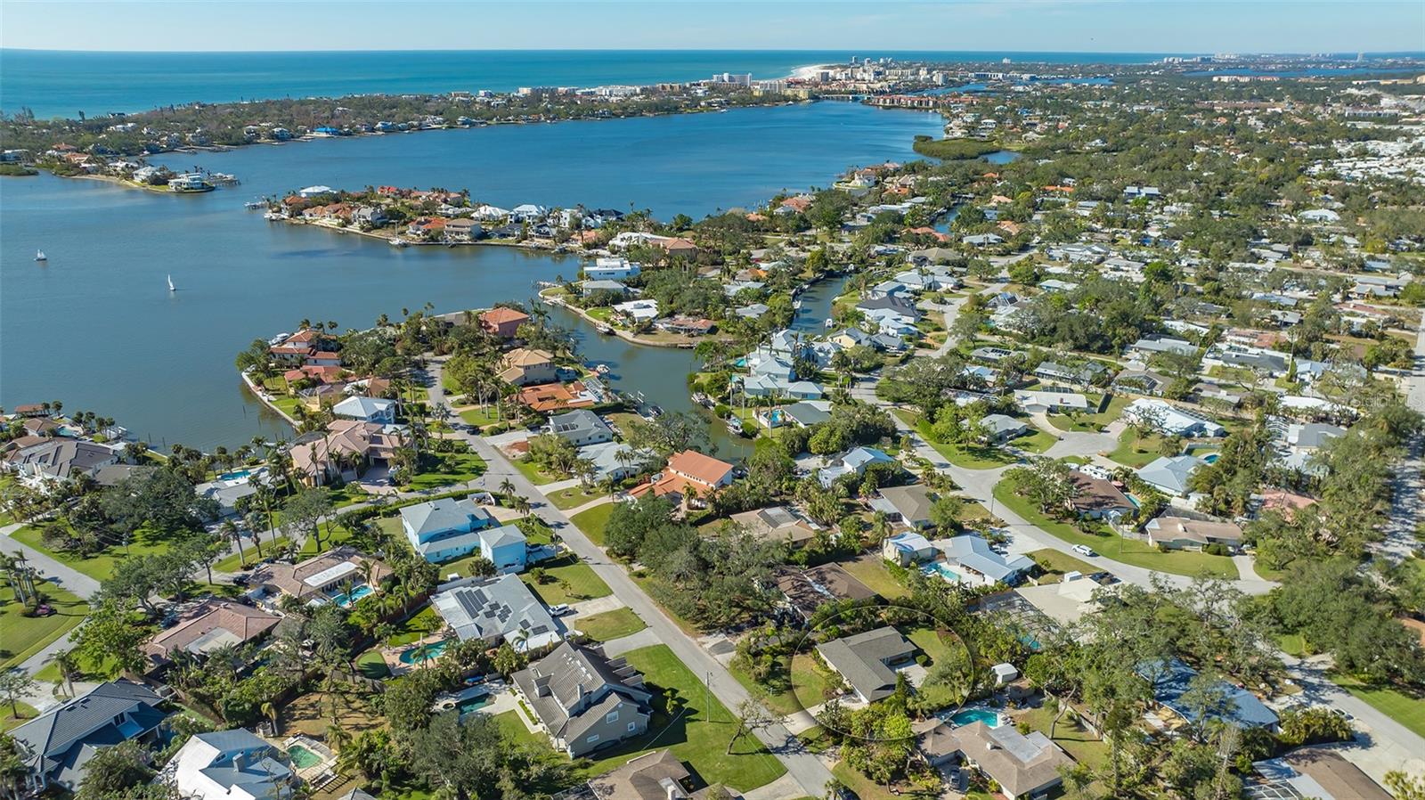 1833 SANDALWOOD DR, SARASOTA, FL, 34231