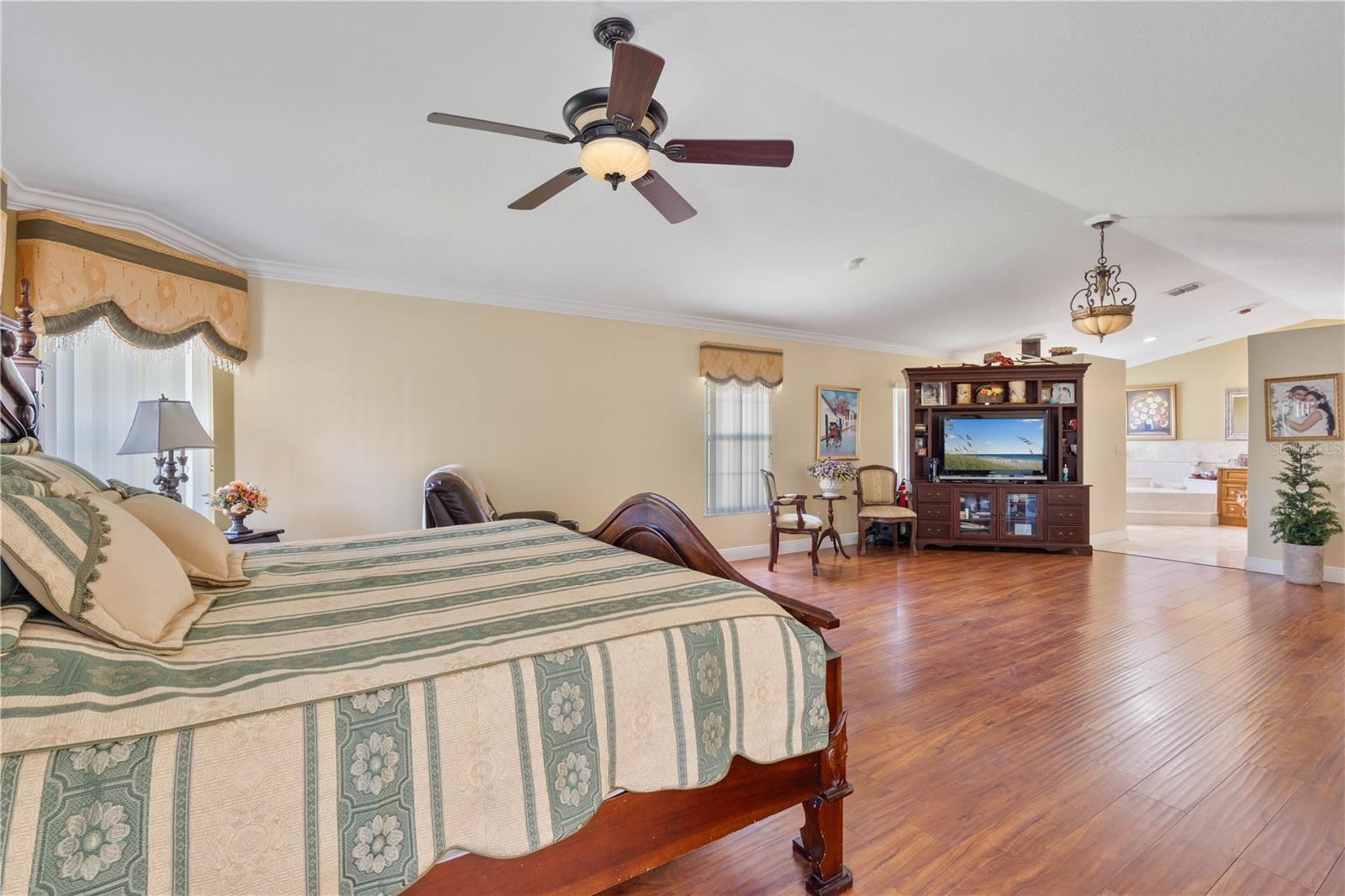 1058 W SEAGATE DR, DELTONA, FL, 32725
