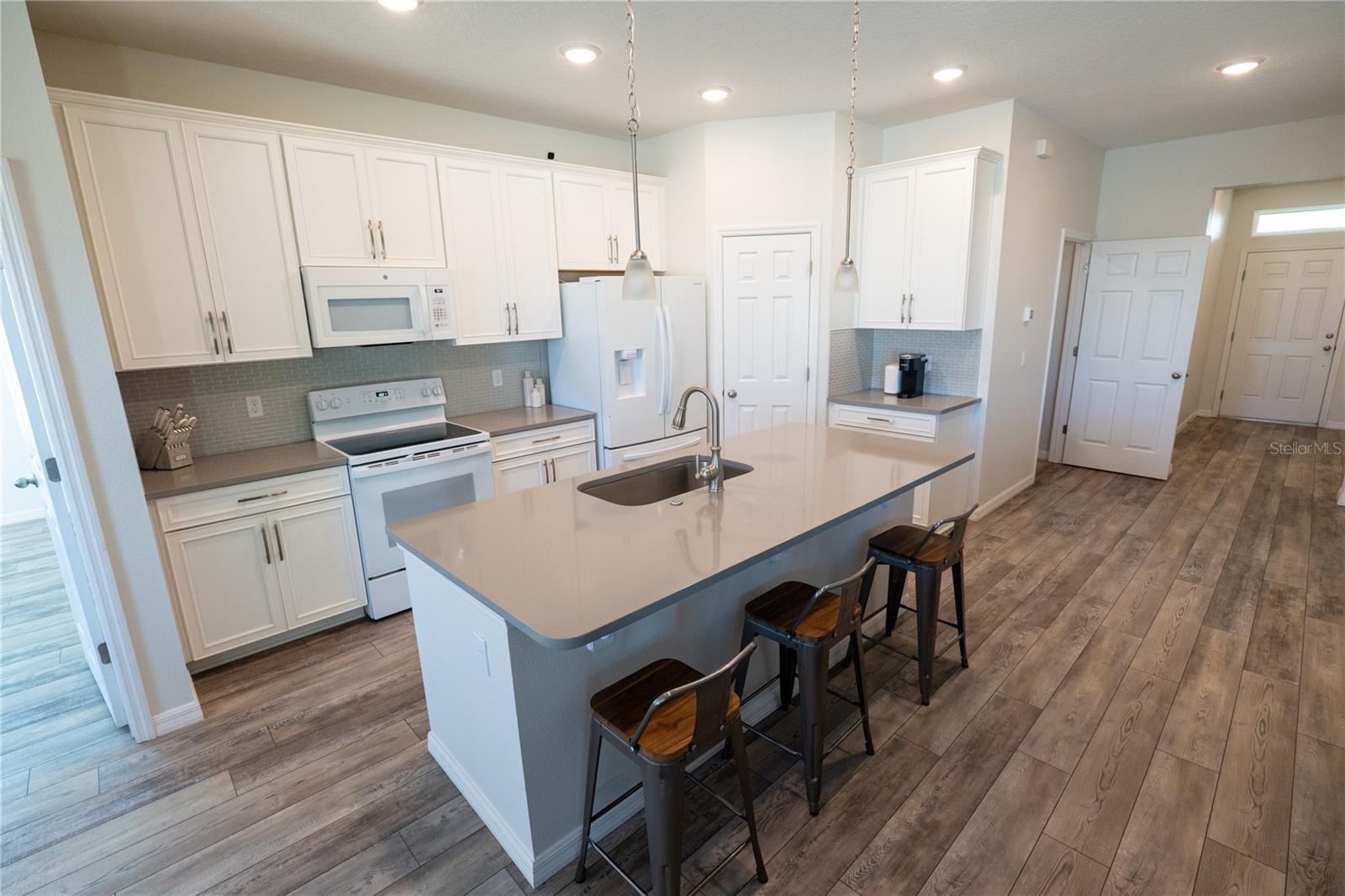 13233 LAKE YALE VIEW LOOP, GRAND ISLAND, FL, 32735