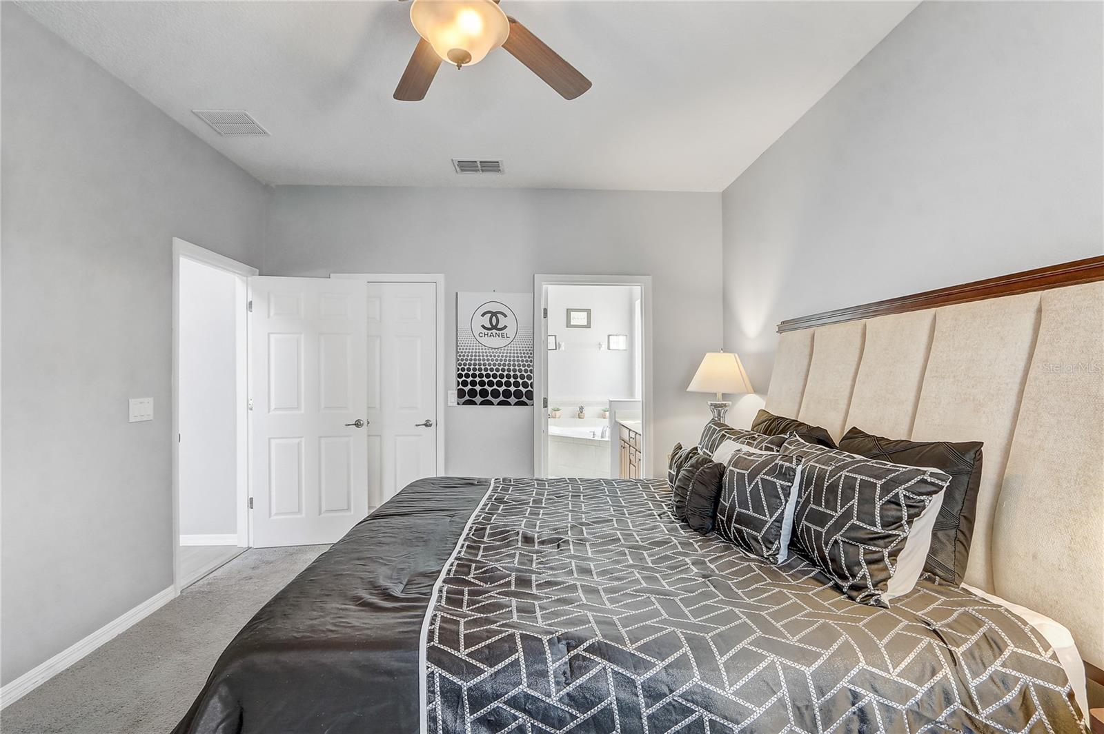 1028 ORANGE COSMOS BLVD, DAVENPORT, FL, 33837