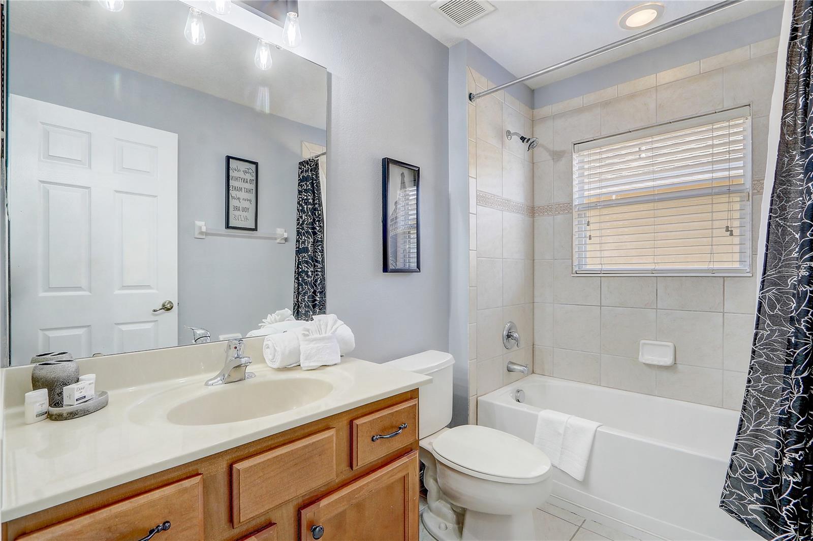 1028 ORANGE COSMOS BLVD, DAVENPORT, FL, 33837