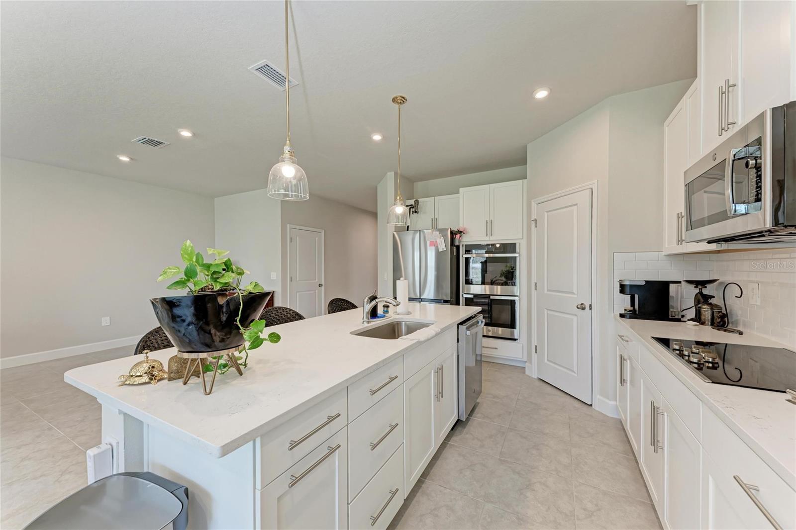 1766 SUNSET PRESERVE WAY, PORT CHARLOTTE, FL, 33953