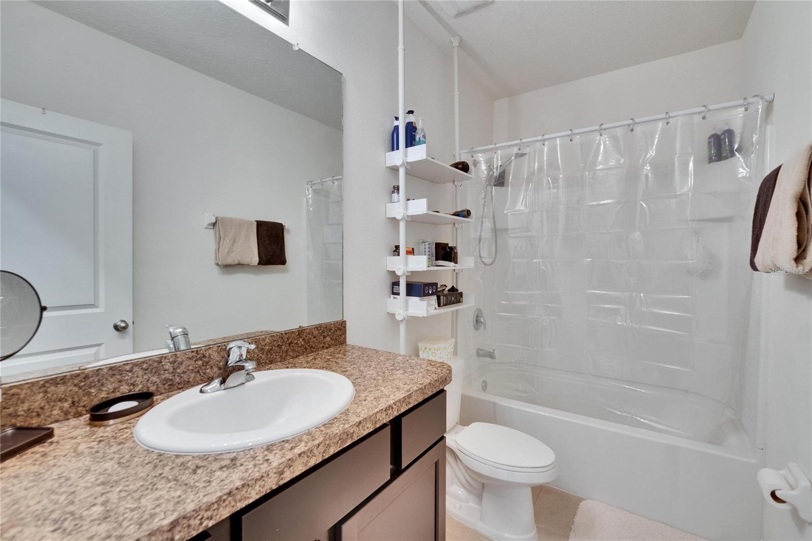 708 BARCLAY WOOD DR, RUSKIN, FL, 33570