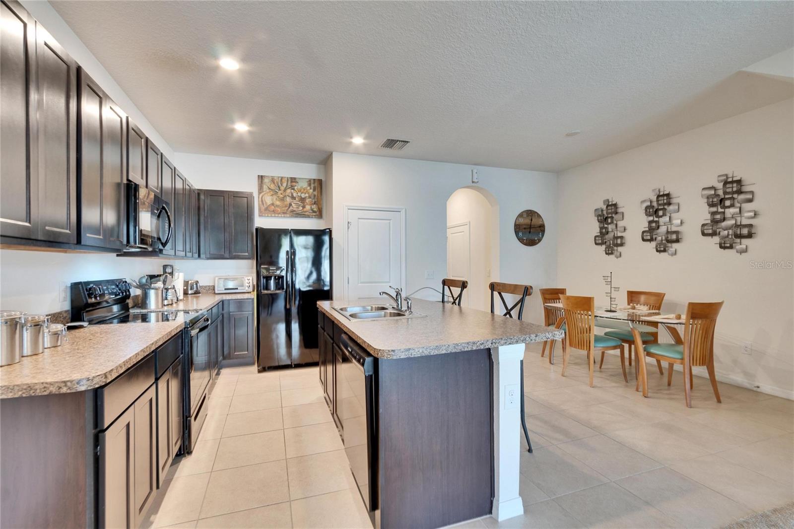 708 BARCLAY WOOD DR, RUSKIN, FL, 33570