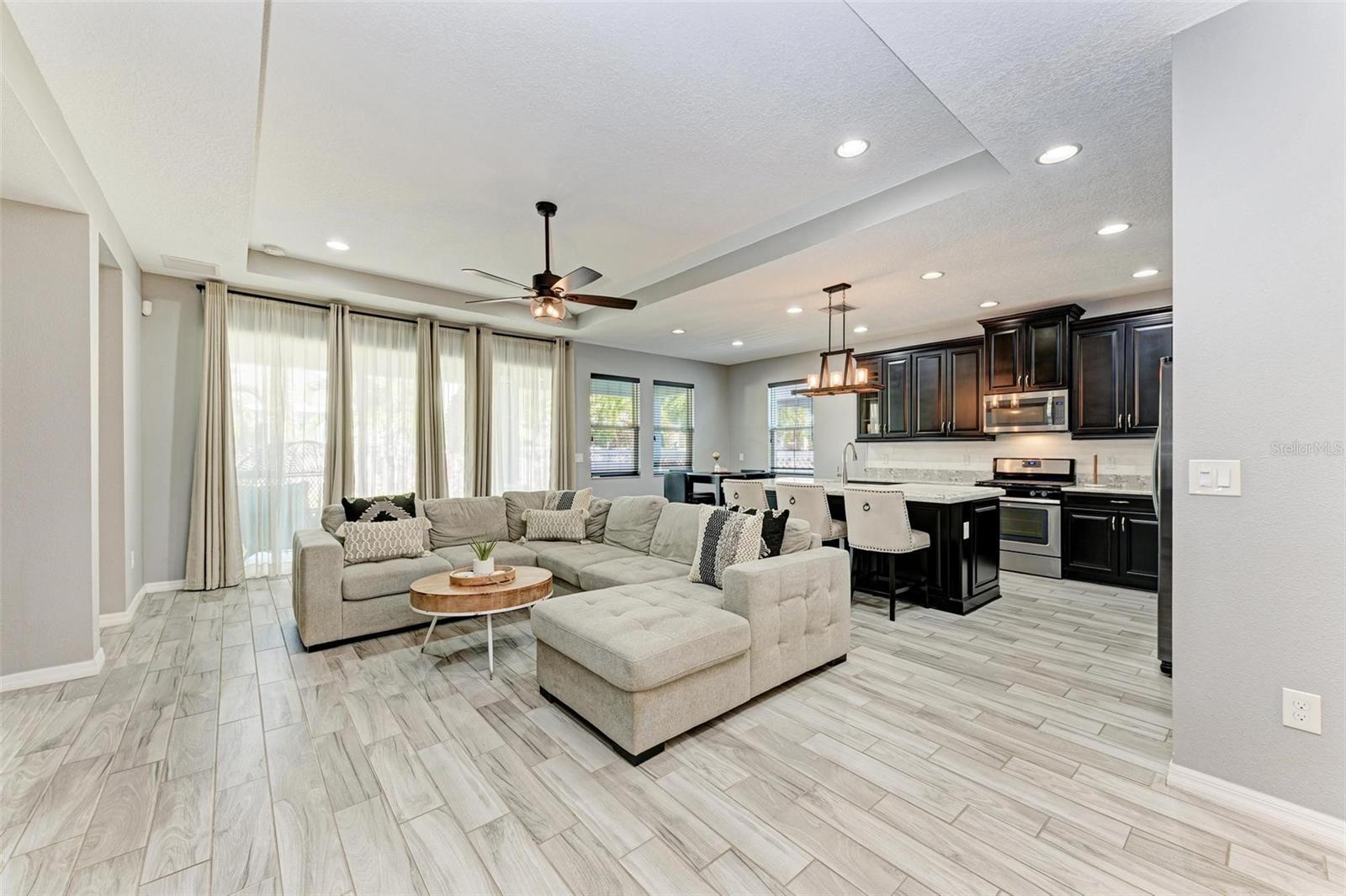 205 SHELL CREEK CT, APOLLO BEACH, FL, 33572