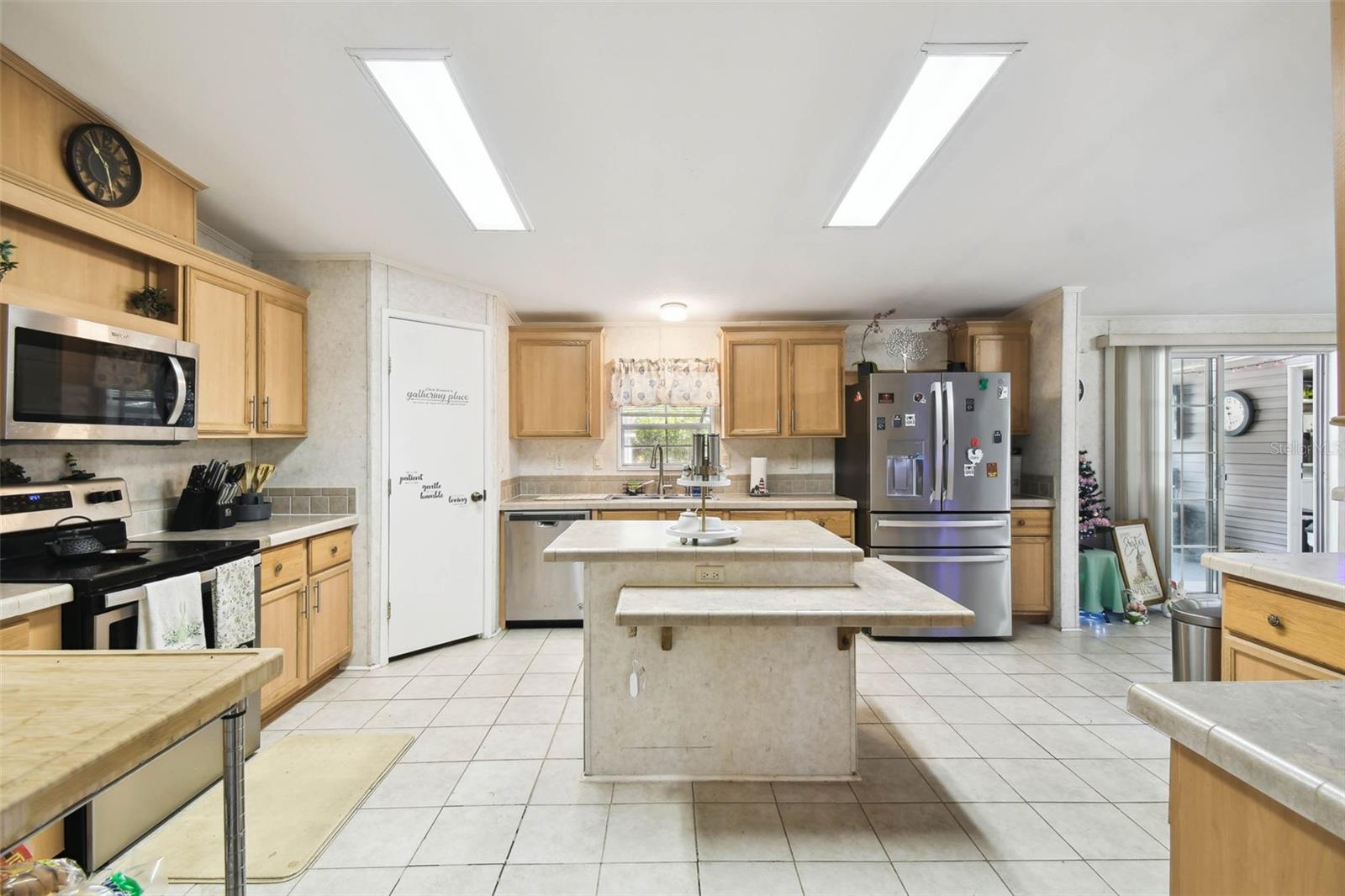 6515 W GRANT ST, HOMOSASSA, FL, 34448