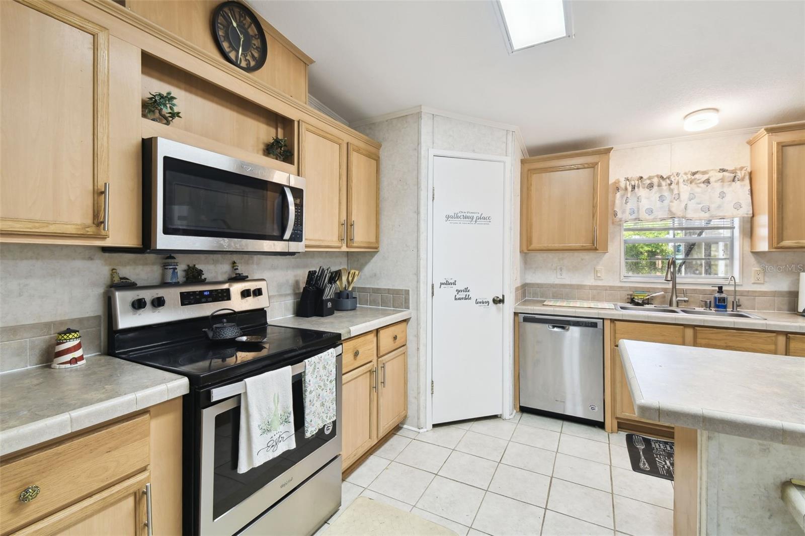 6515 W GRANT ST, HOMOSASSA, FL, 34448