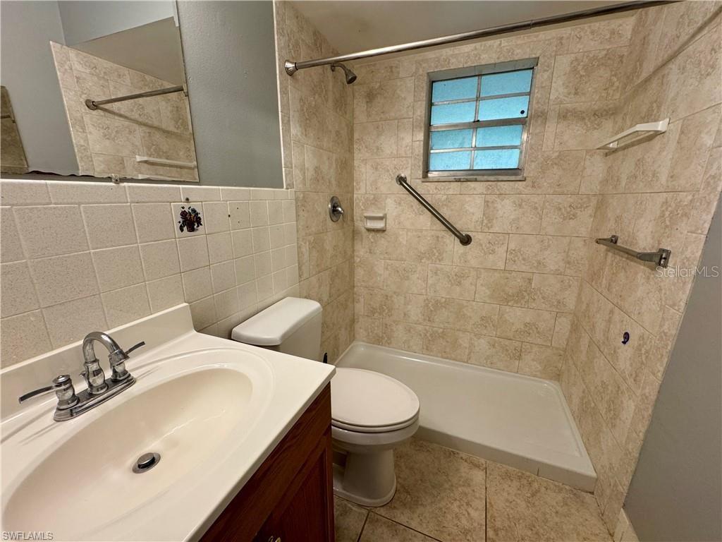 815 COURTINGTON LN #1, FORT MYERS, FL, 33919