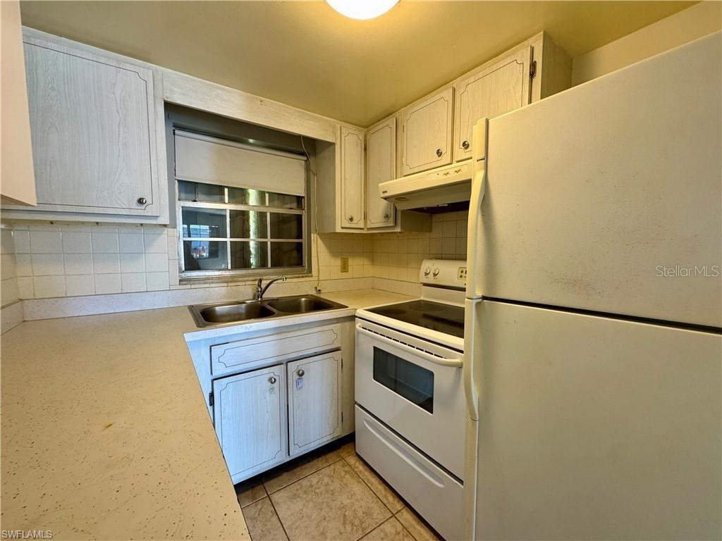 815 COURTINGTON LN #1, FORT MYERS, FL, 33919