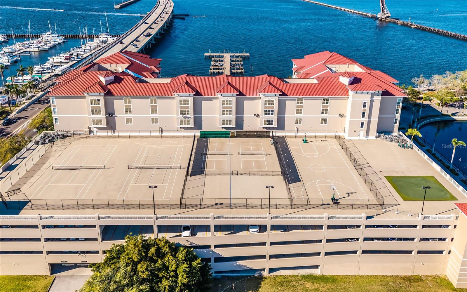808 3RD AVE W #205, BRADENTON, FL, 34205
