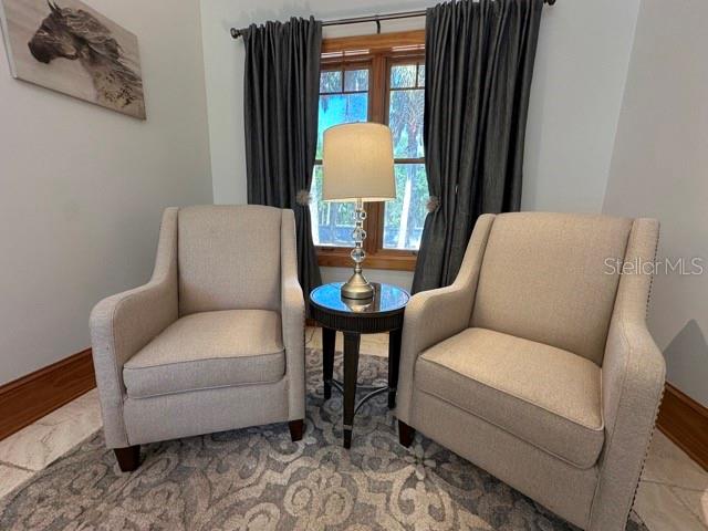 OM697211 Property Photo