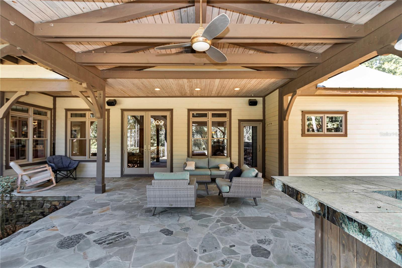 OM697211 Property Photo