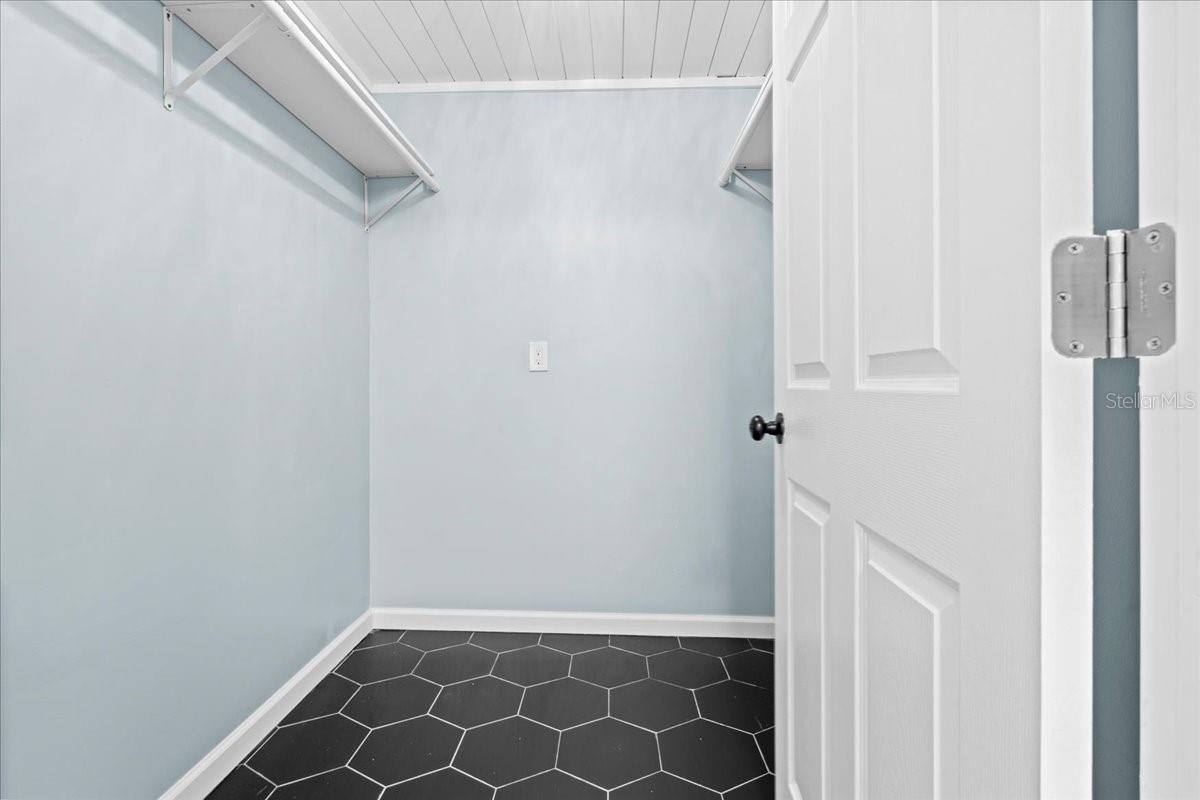 146 FRANCIS DR NE, PORT CHARLOTTE, FL, 33952