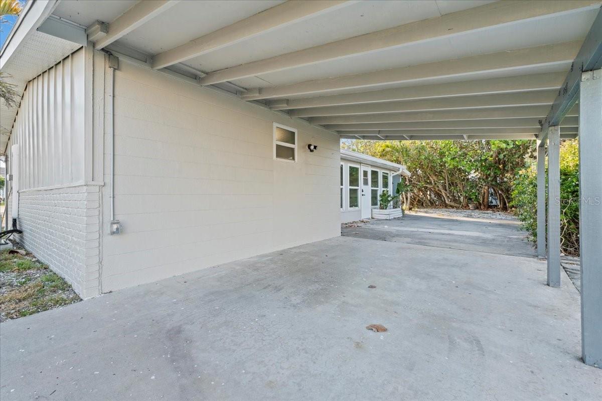 146 FRANCIS DR NE, PORT CHARLOTTE, FL, 33952