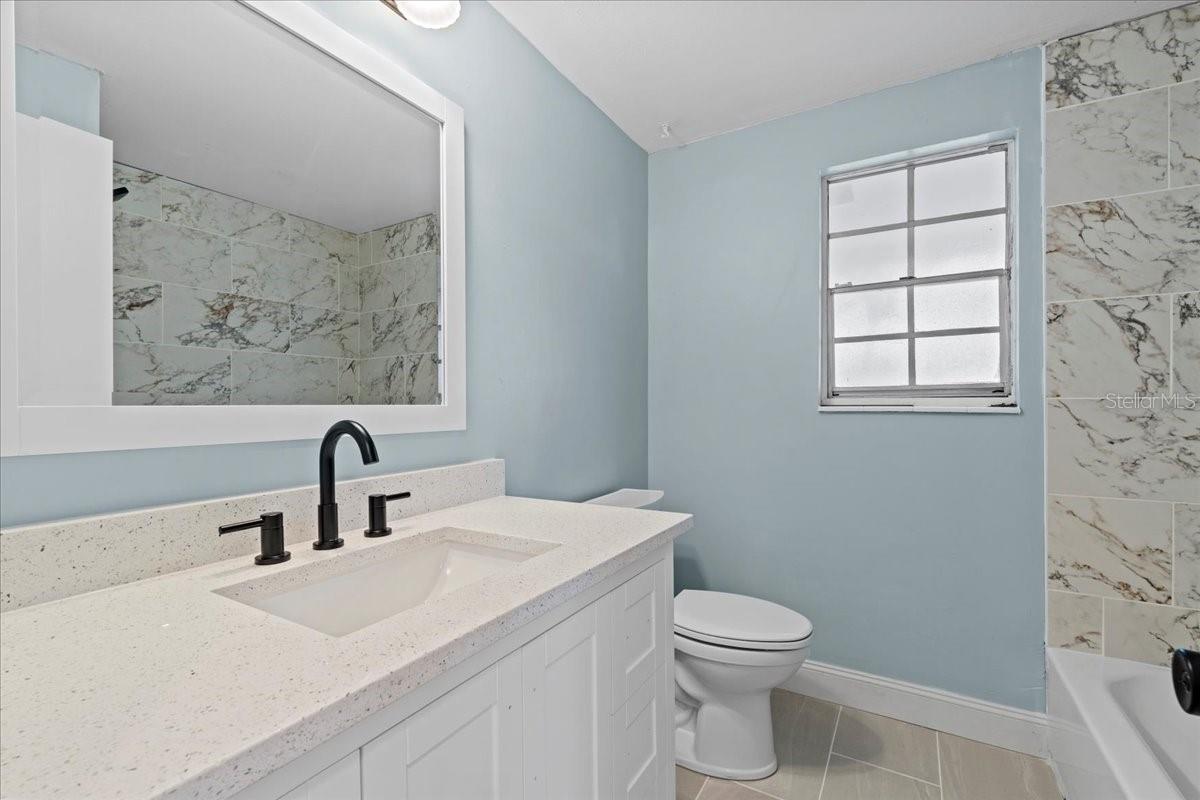 146 FRANCIS DR NE, PORT CHARLOTTE, FL, 33952