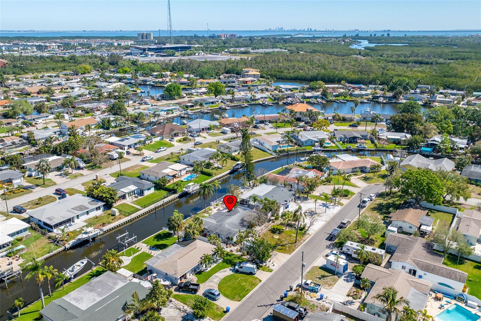 223 94TH AVE NE, ST PETERSBURG, FL, 33702