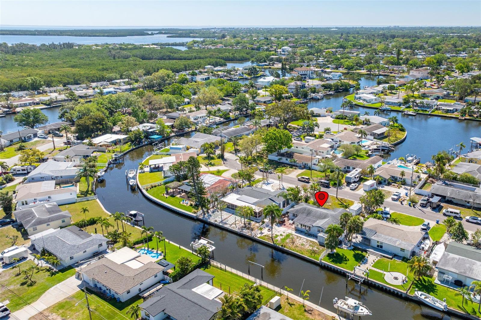 223 94TH AVE NE, ST PETERSBURG, FL, 33702