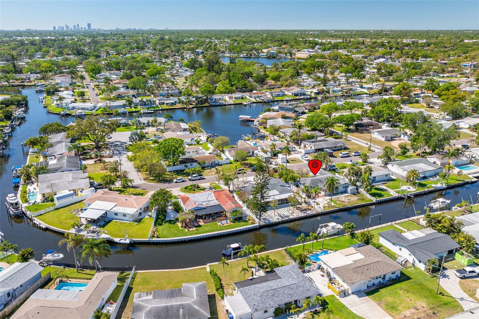 223 94TH AVE NE, ST PETERSBURG, FL, 33702