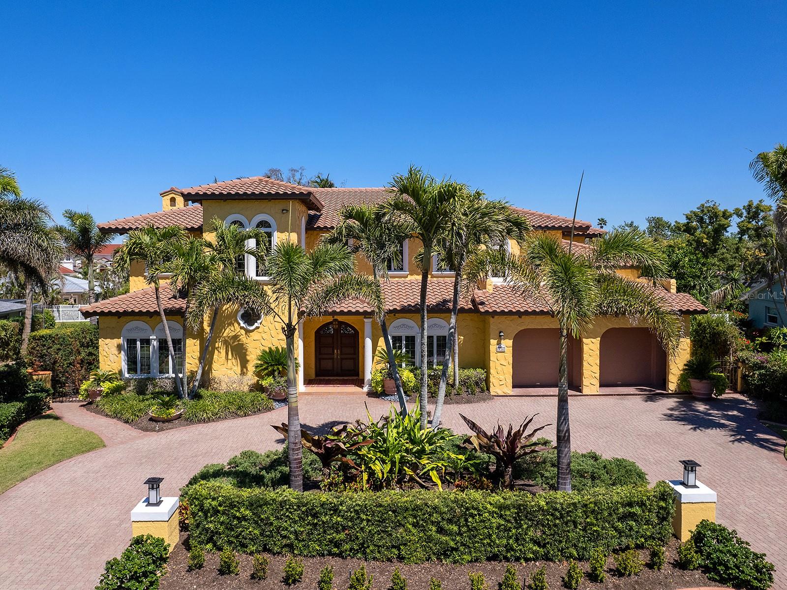 N6137807 Property Photo