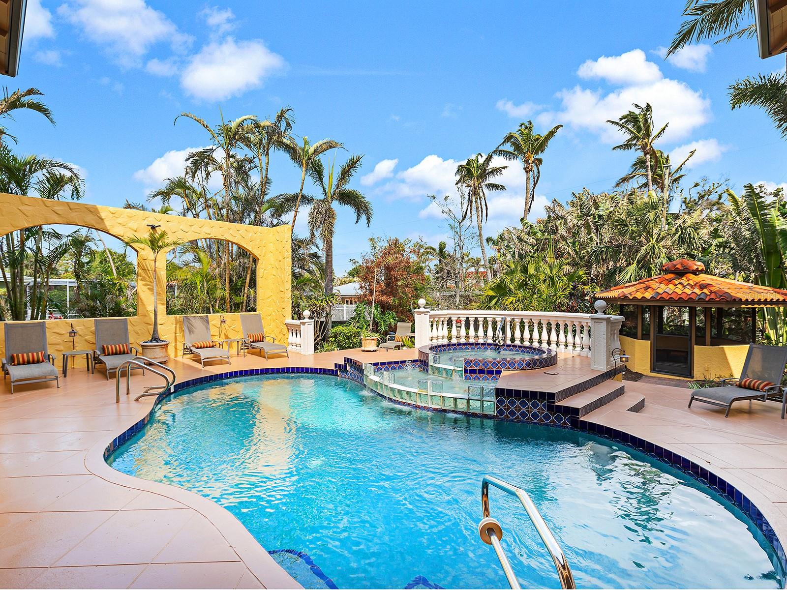 N6137807 Property Photo