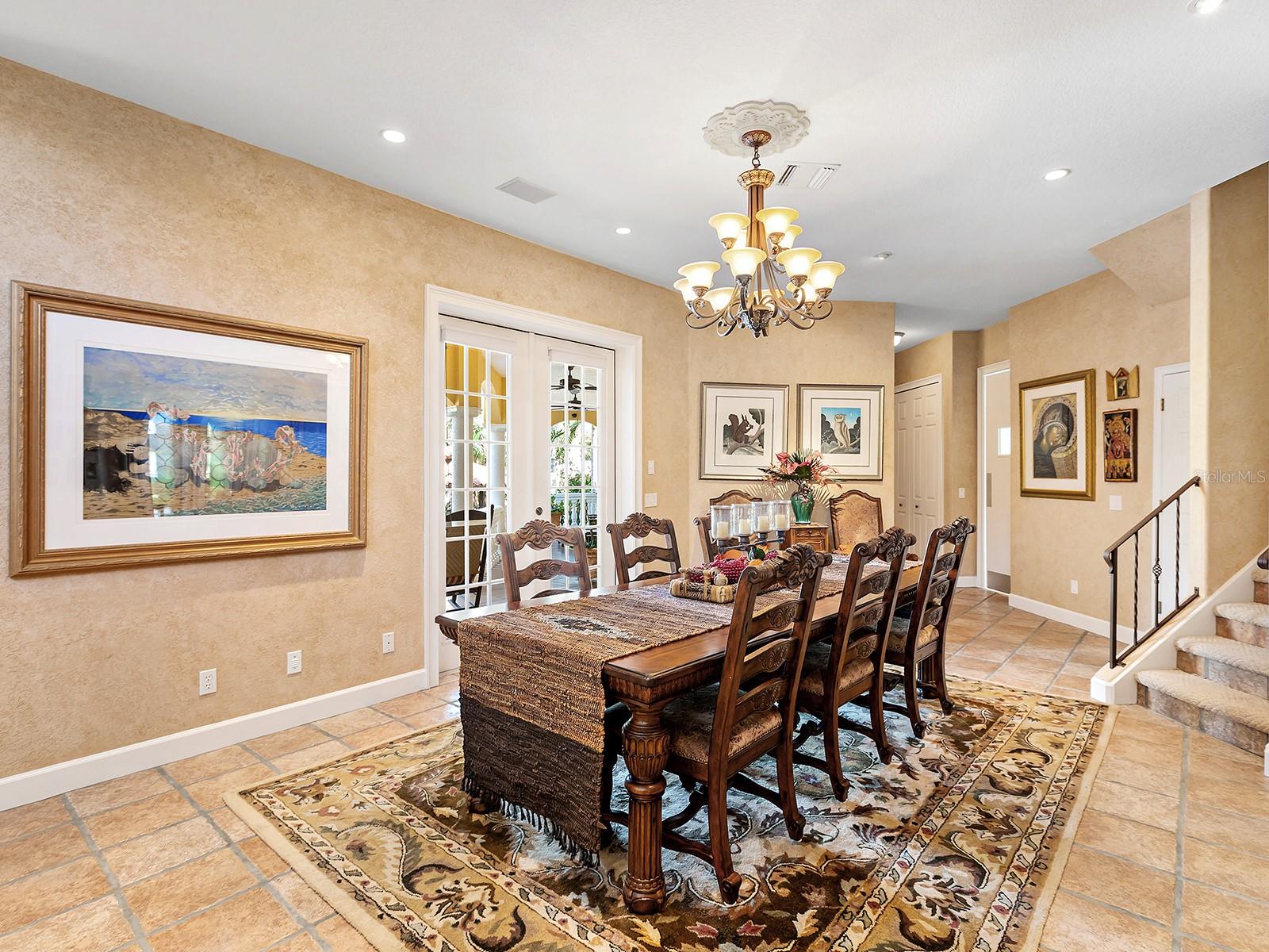 N6137807 Property Photo