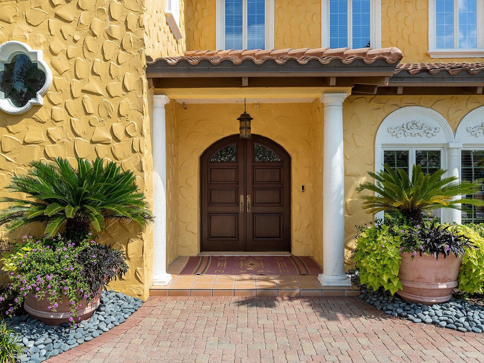 N6137807 Property Photo