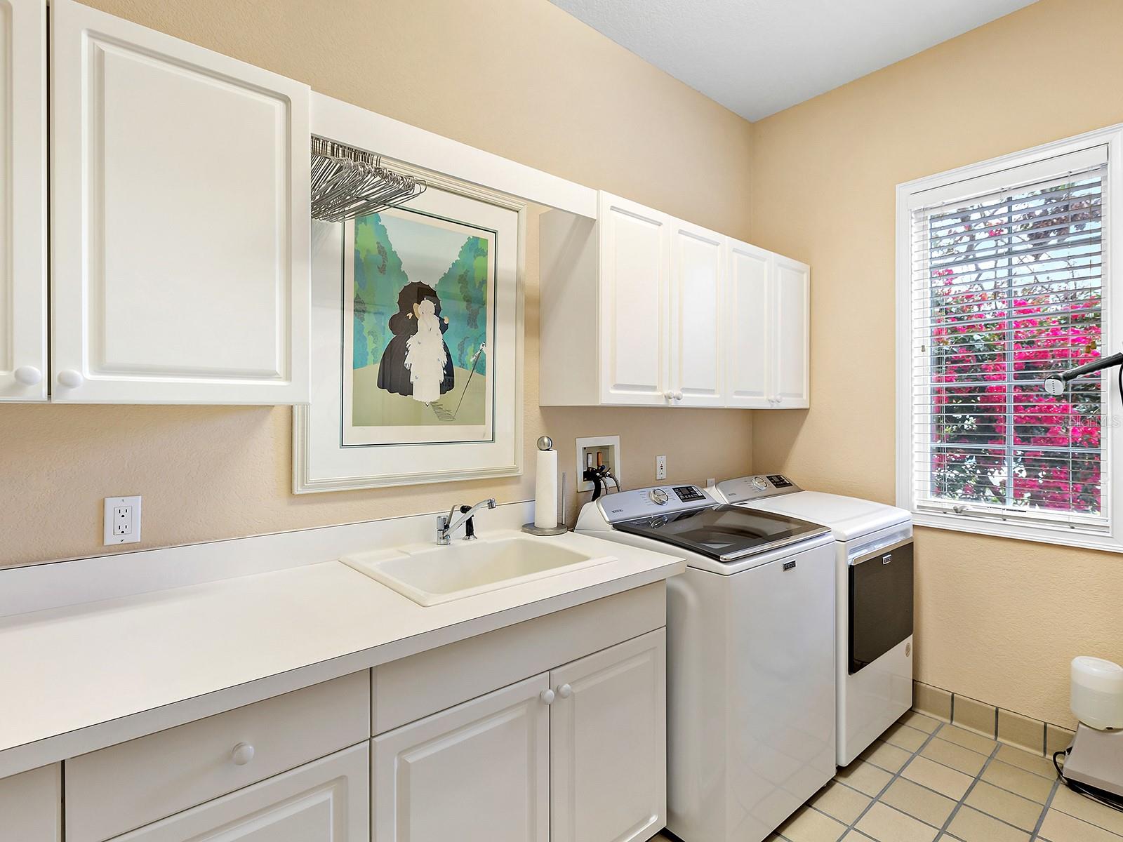 N6137807 Property Photo