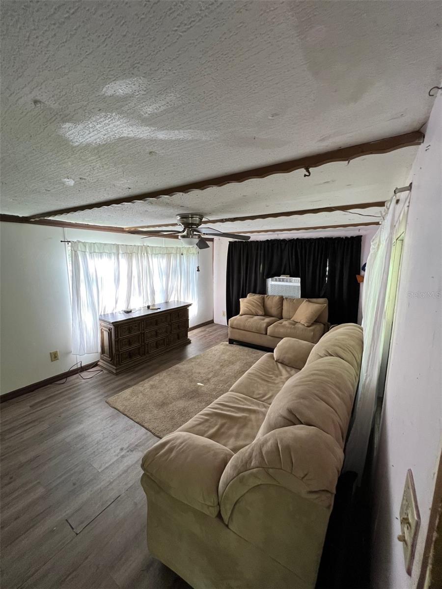 4598 CR 690, WEBSTER, FL, 33597