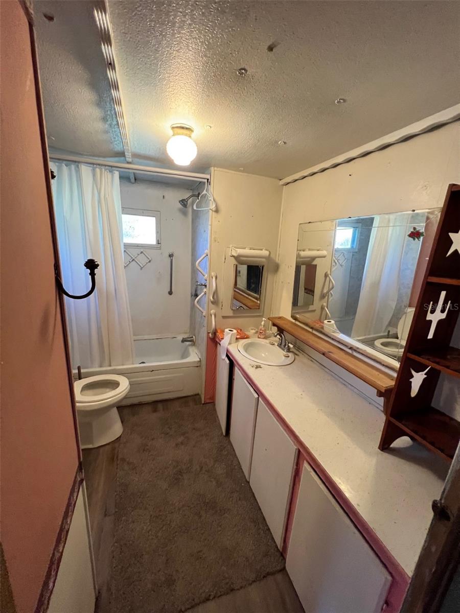 4598 CR 690, WEBSTER, FL, 33597