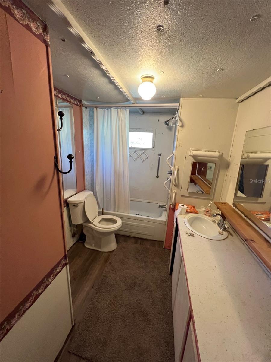 4598 CR 690, WEBSTER, FL, 33597